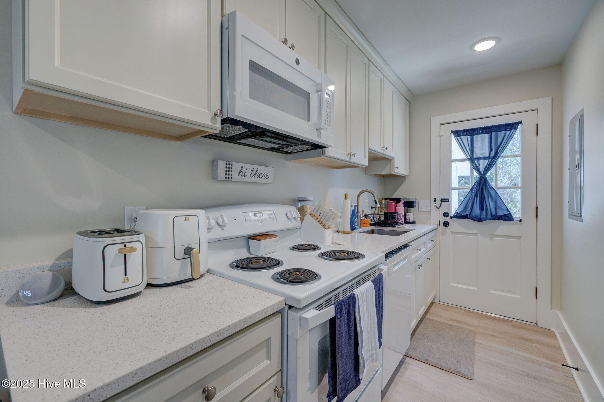 4804 Collegiate Drive