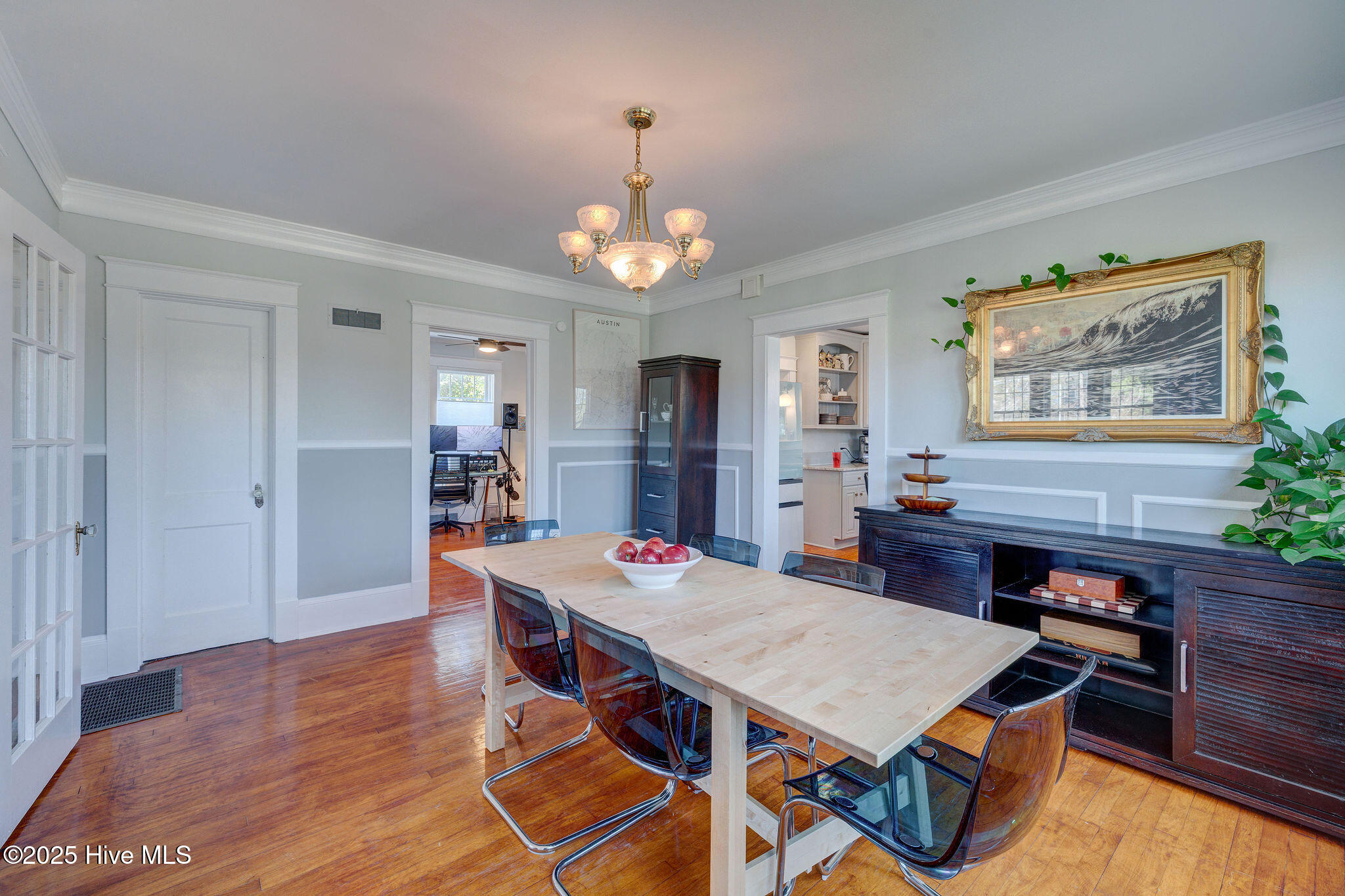 128 Northern Boulevard