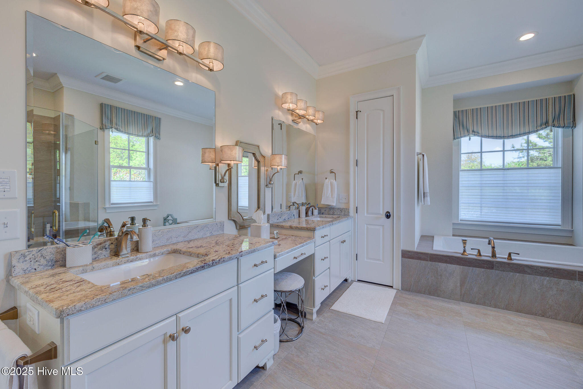 1101 Harborway Place