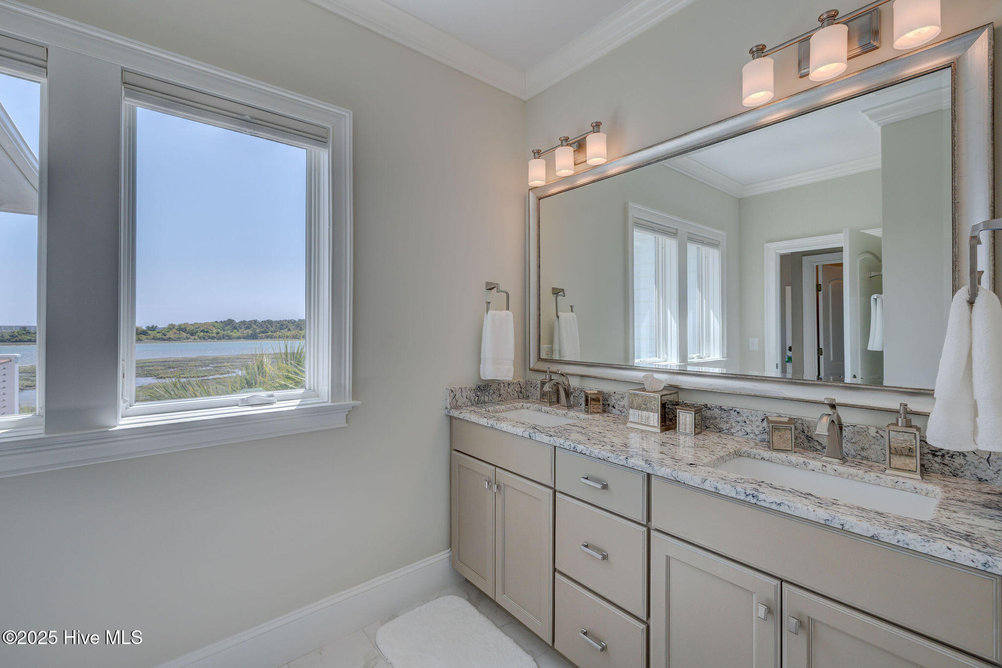 1101 Harborway Place