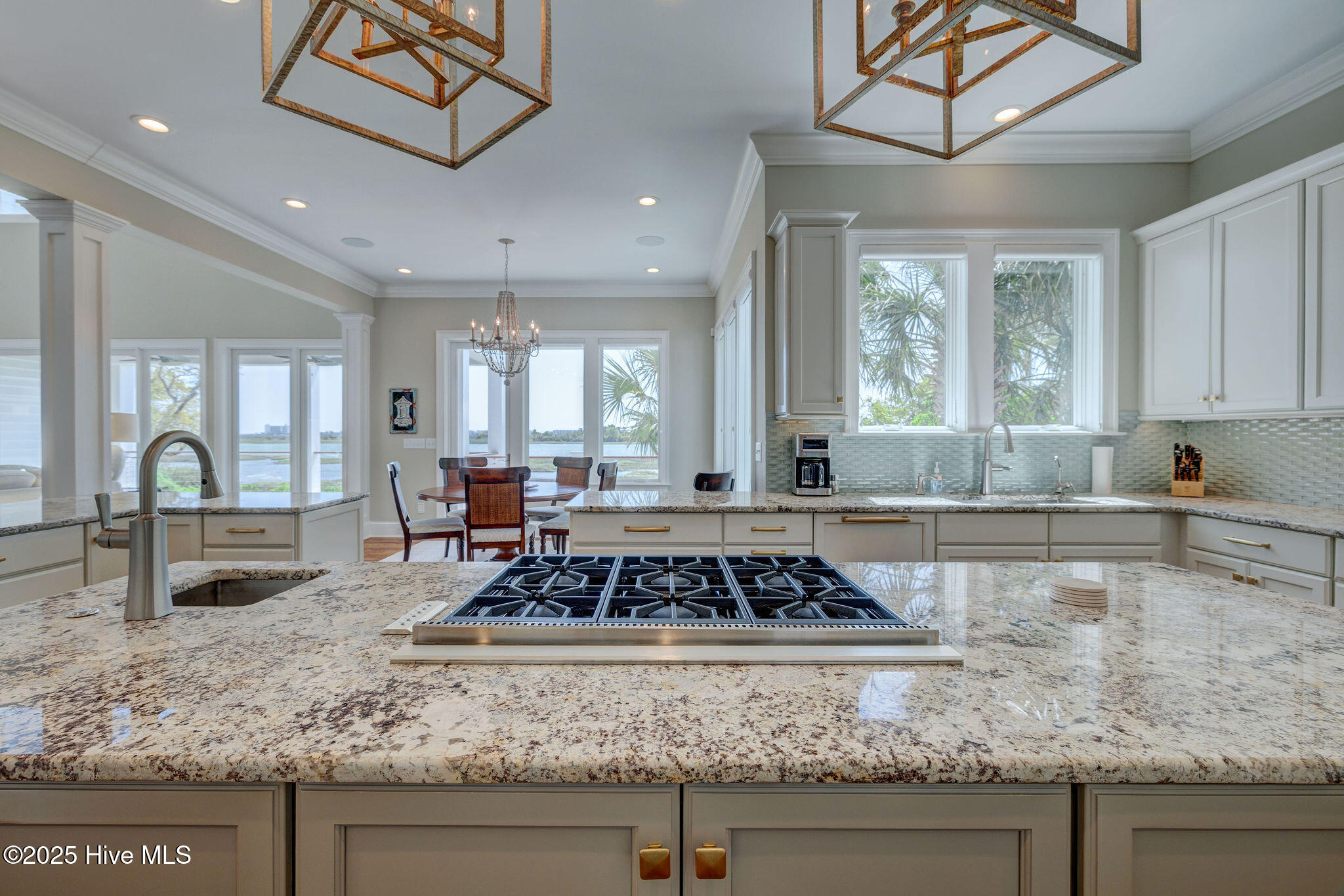 1101 Harborway Place