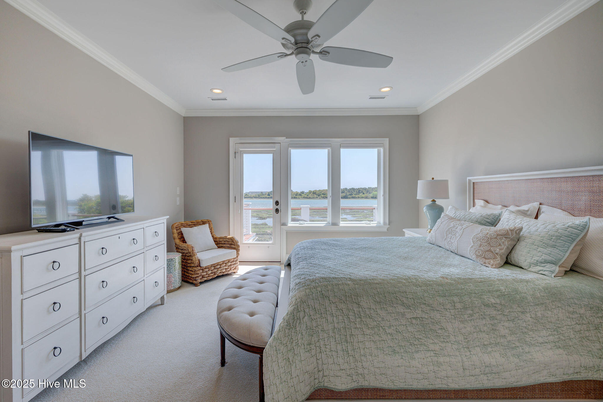 1101 Harborway Place