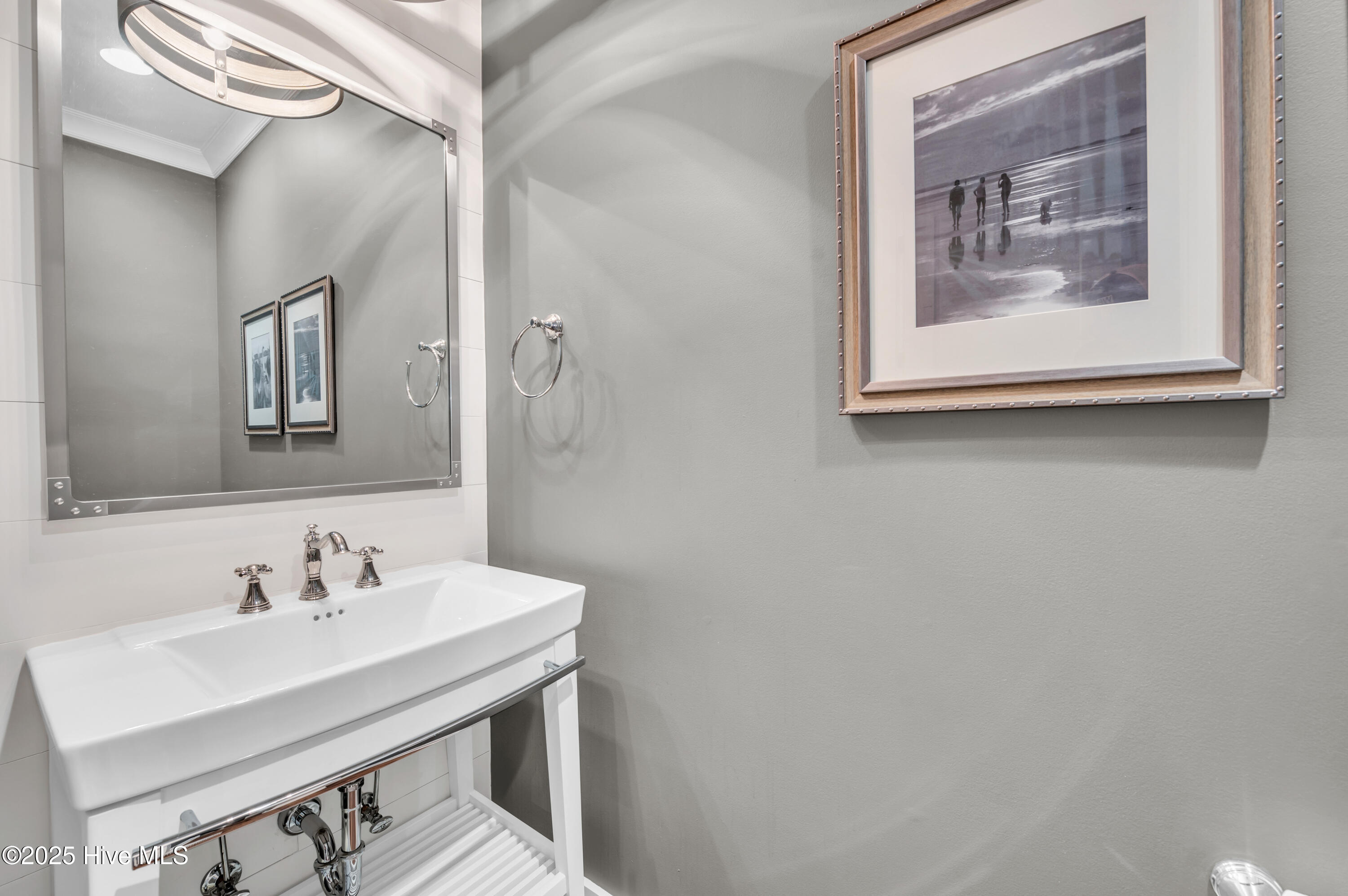 2035 Spanish Wells Drive