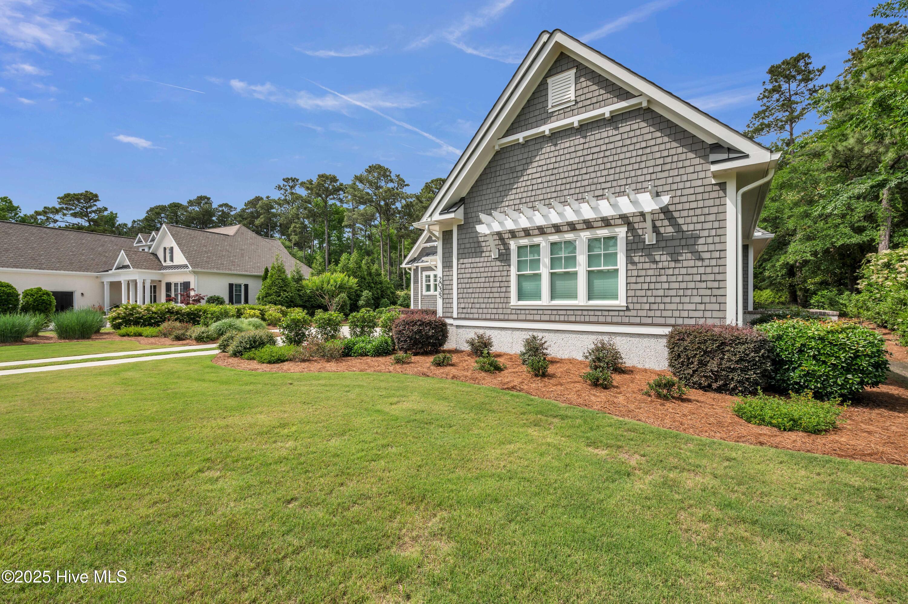 2035 Spanish Wells Drive