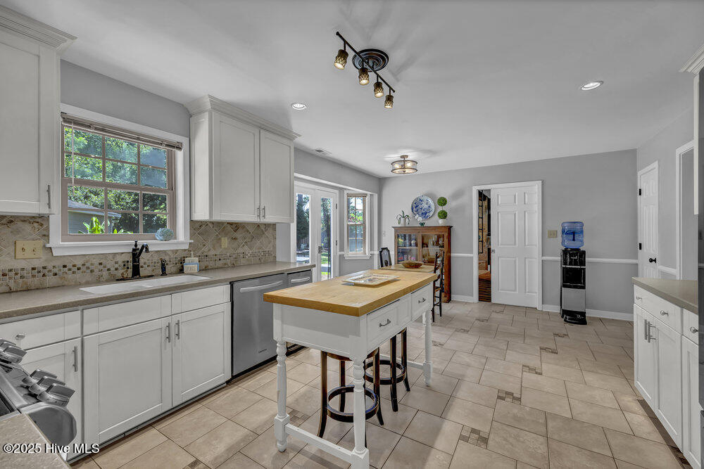 4123 Glen Arbor Drive