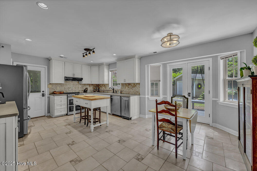 4123 Glen Arbor Drive