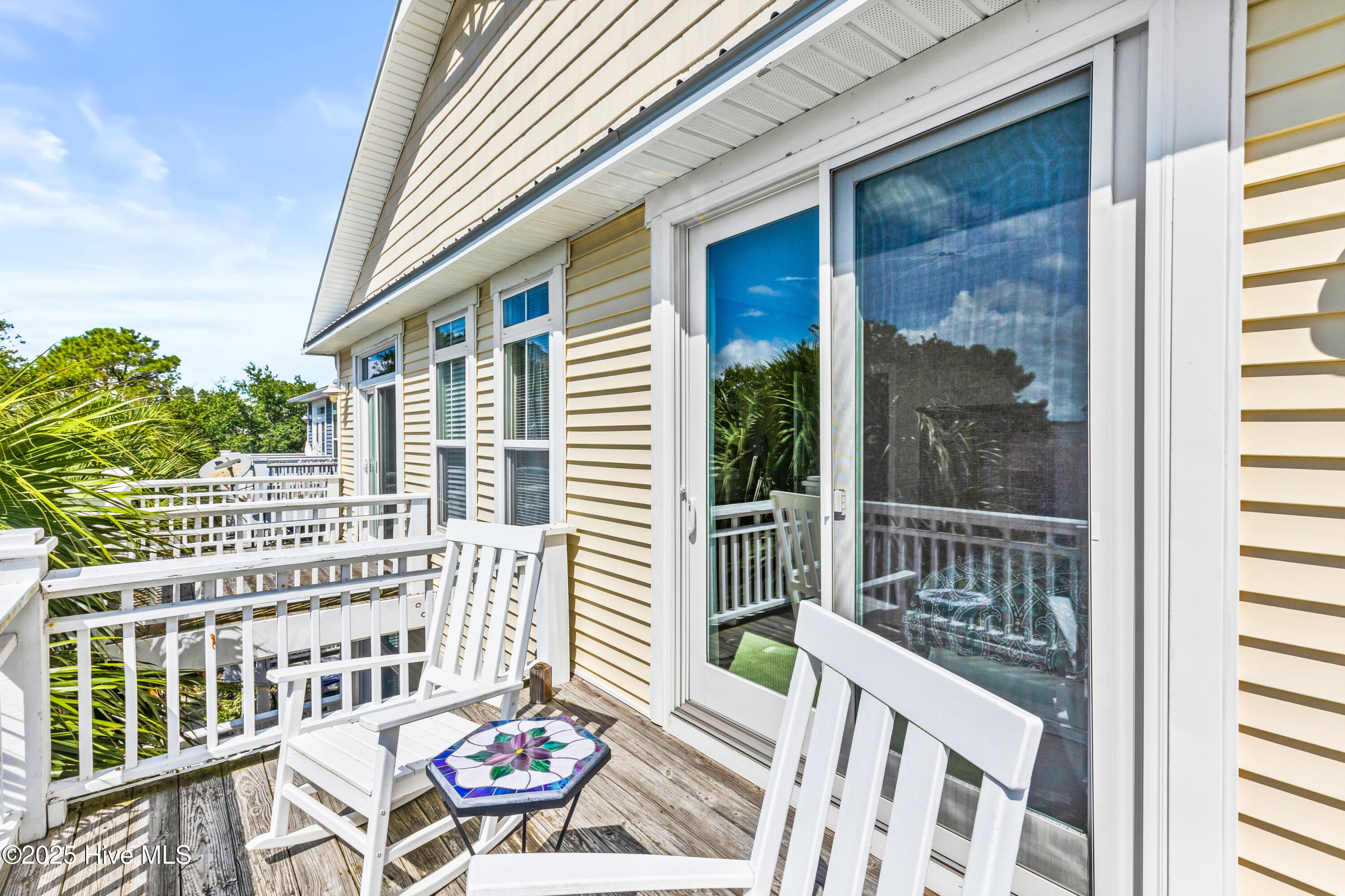 1115 Mackerel Lane 2
