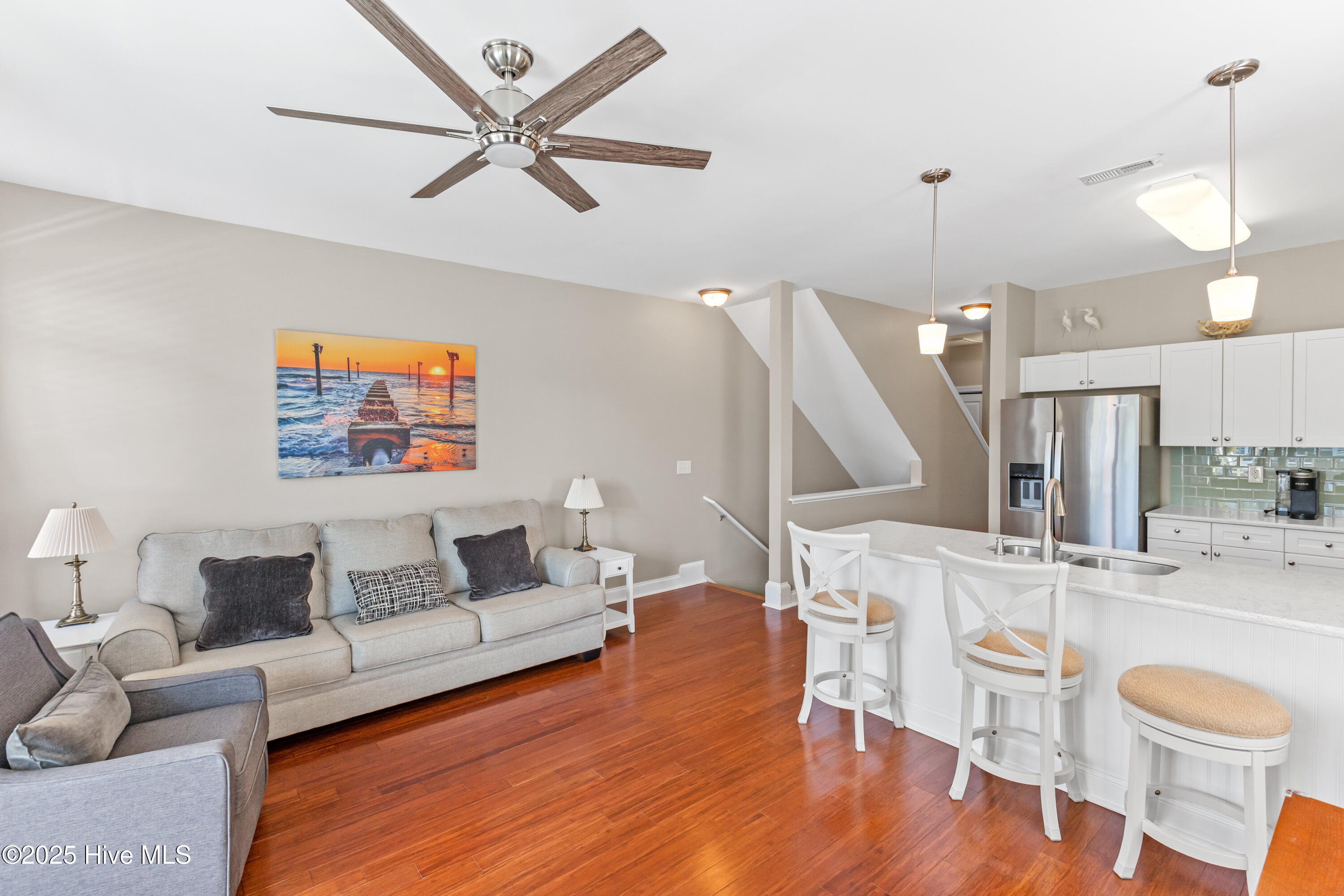 1115 Mackerel Lane 2
