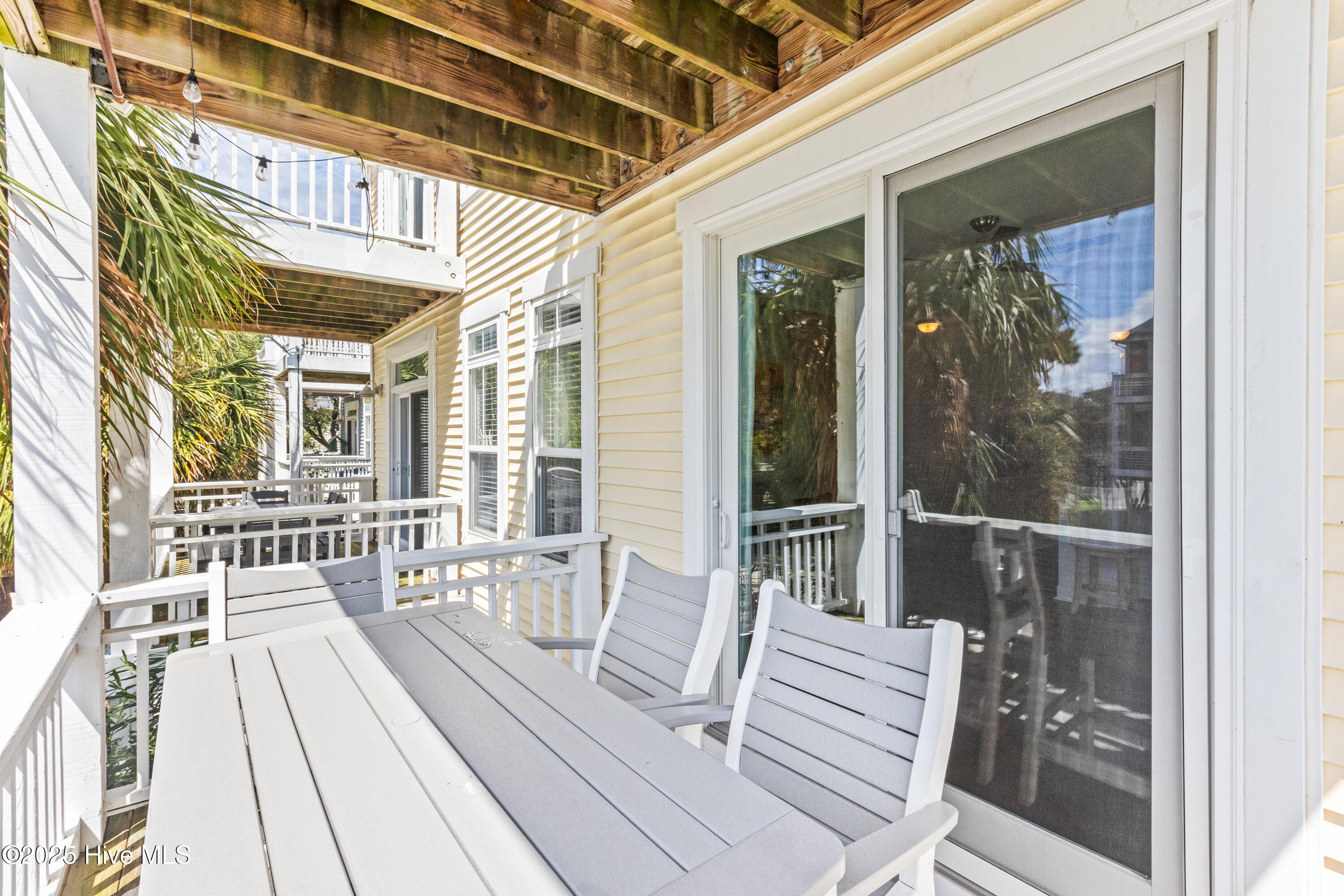 1115 Mackerel Lane 2