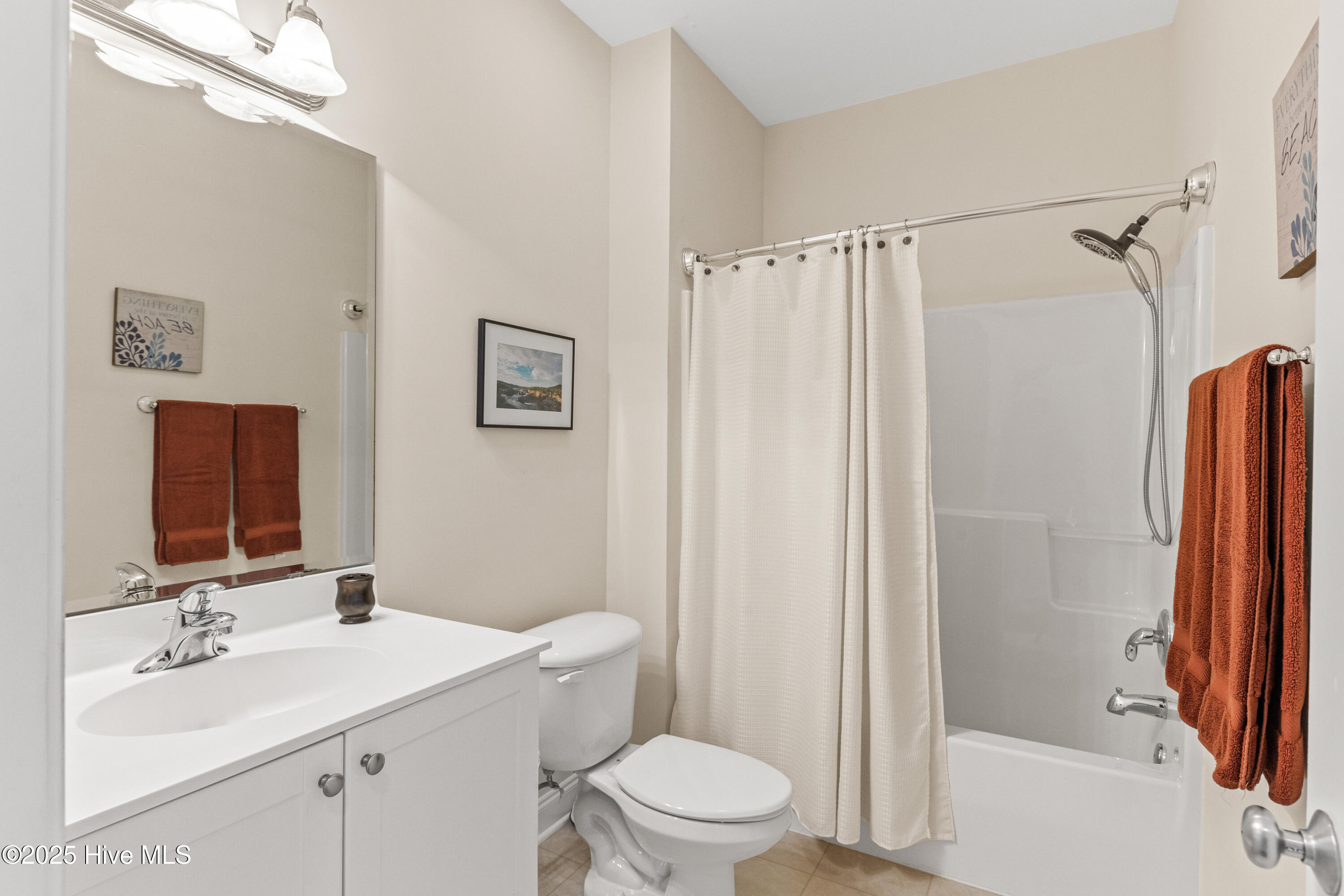 1115 Mackerel Lane 2