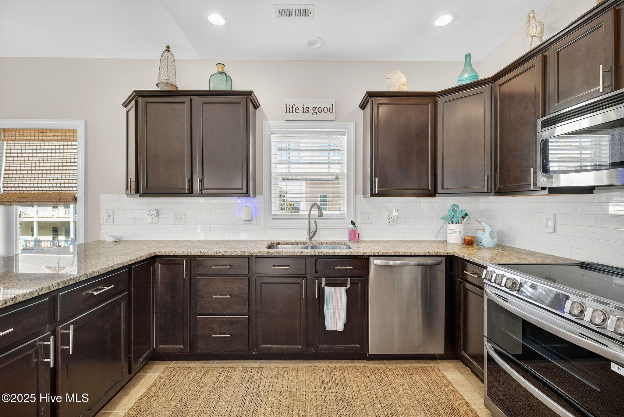 123 Coastal Cay, Surf City