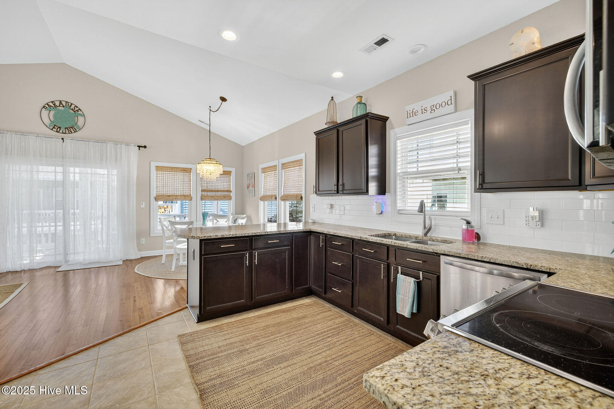 123 Coastal Cay, Surf City