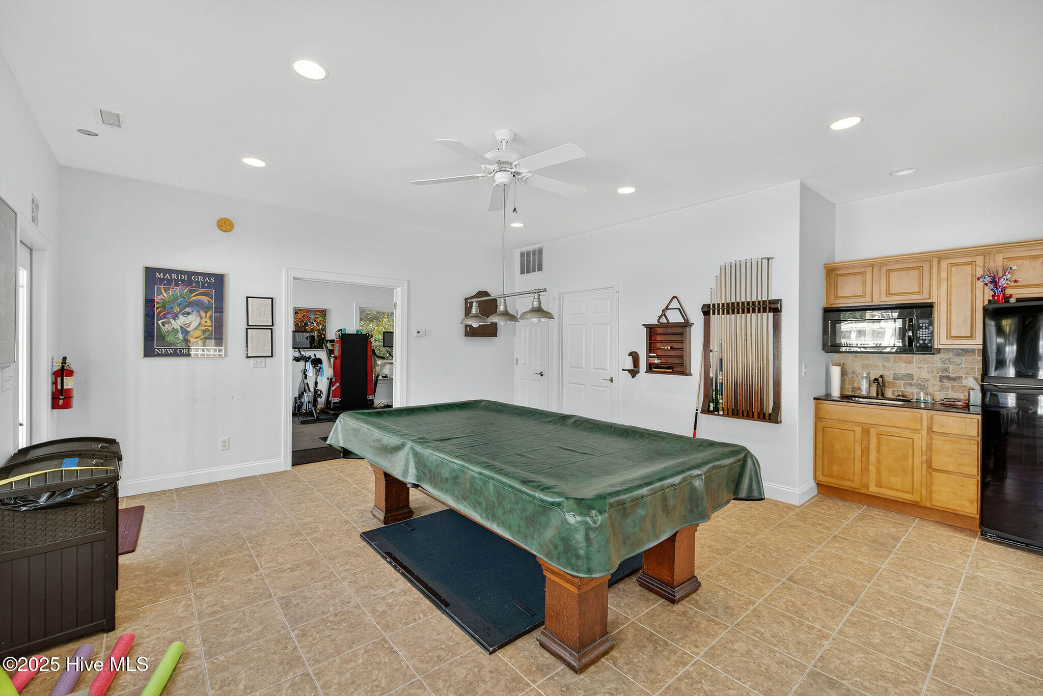 123 Coastal Cay, Surf City