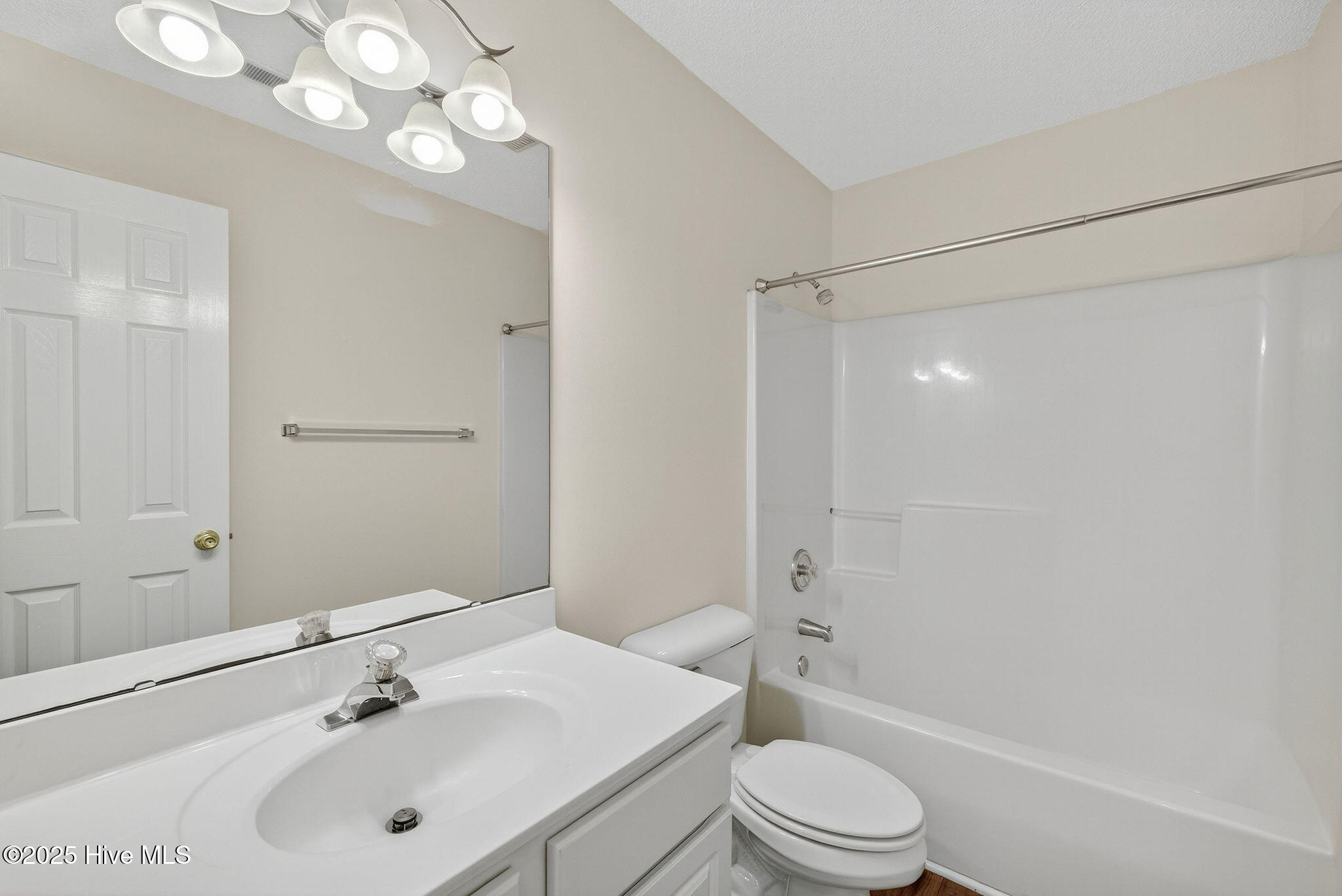 4629 Mcclelland Drive, T-202, Wilmington Unit: T-202