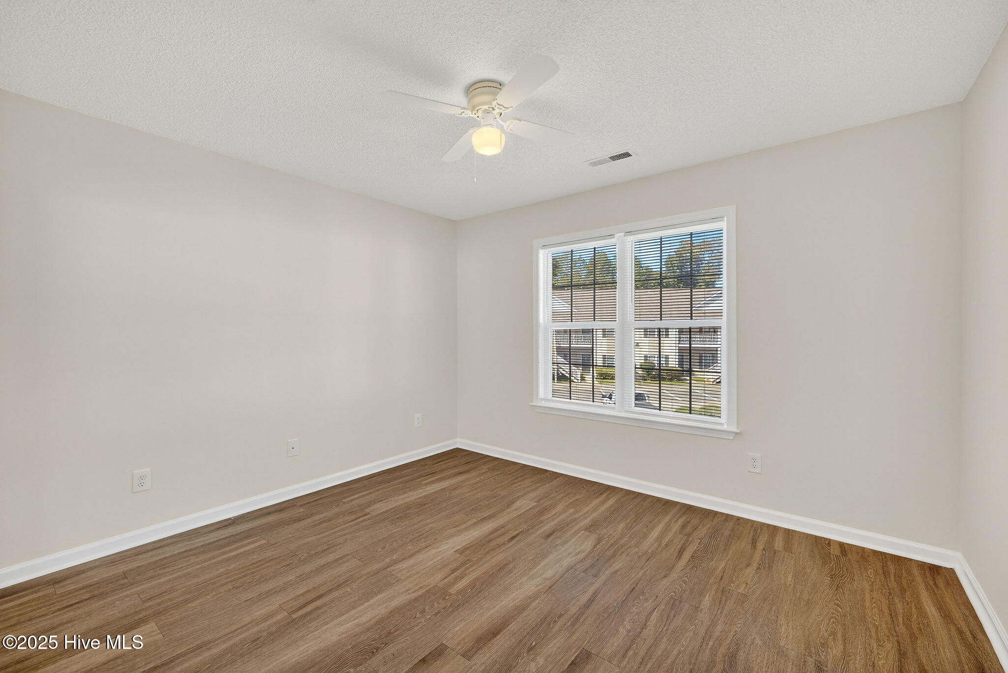 4629 Mcclelland Drive, T-202, Wilmington Unit: T-202