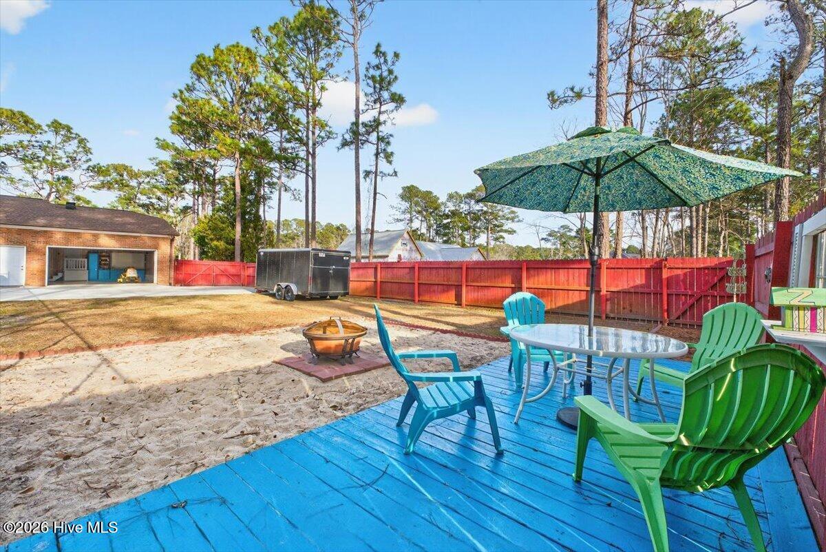 39 Country Club Drive