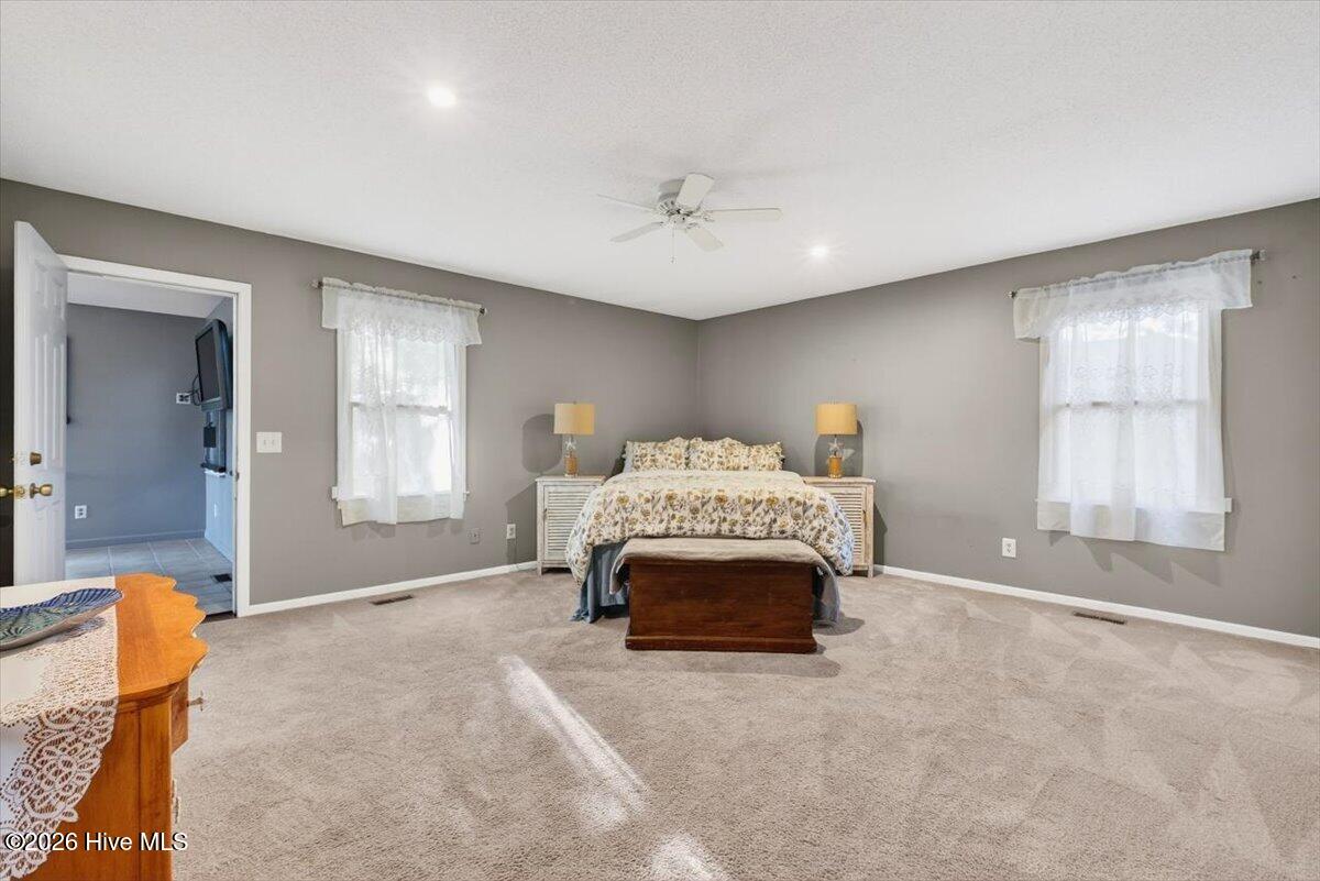 39 Country Club Drive