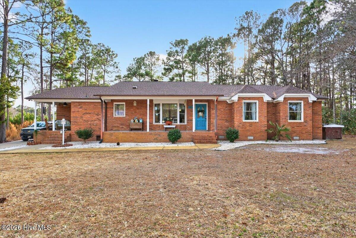 39 Country Club Drive