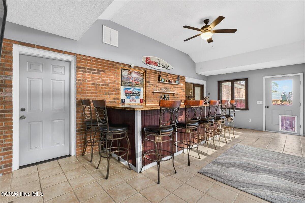 39 Country Club Drive