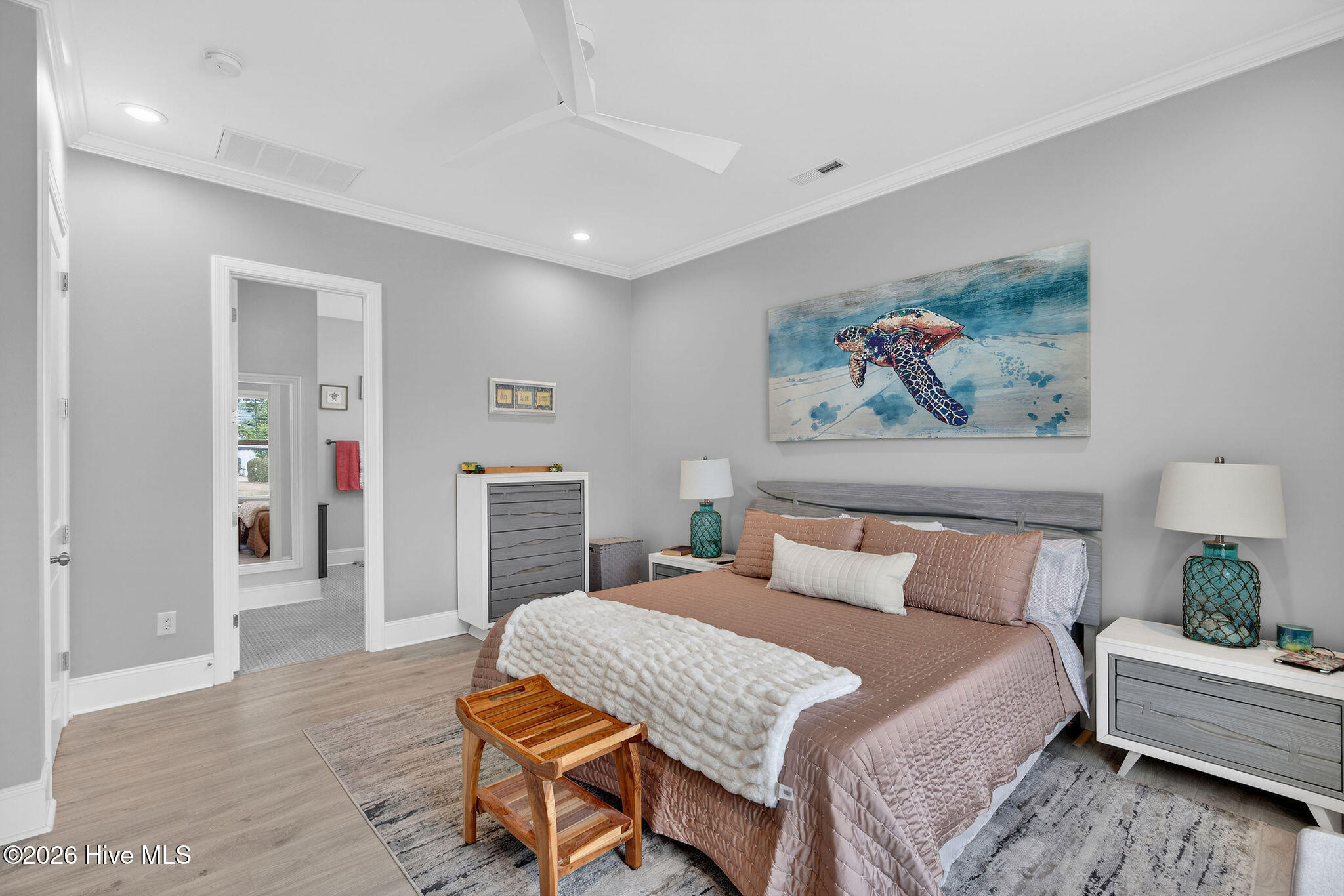 332 Cornubia Drive