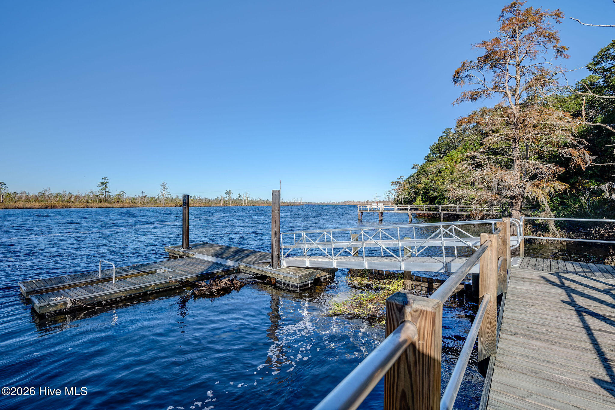 332 Cornubia Drive