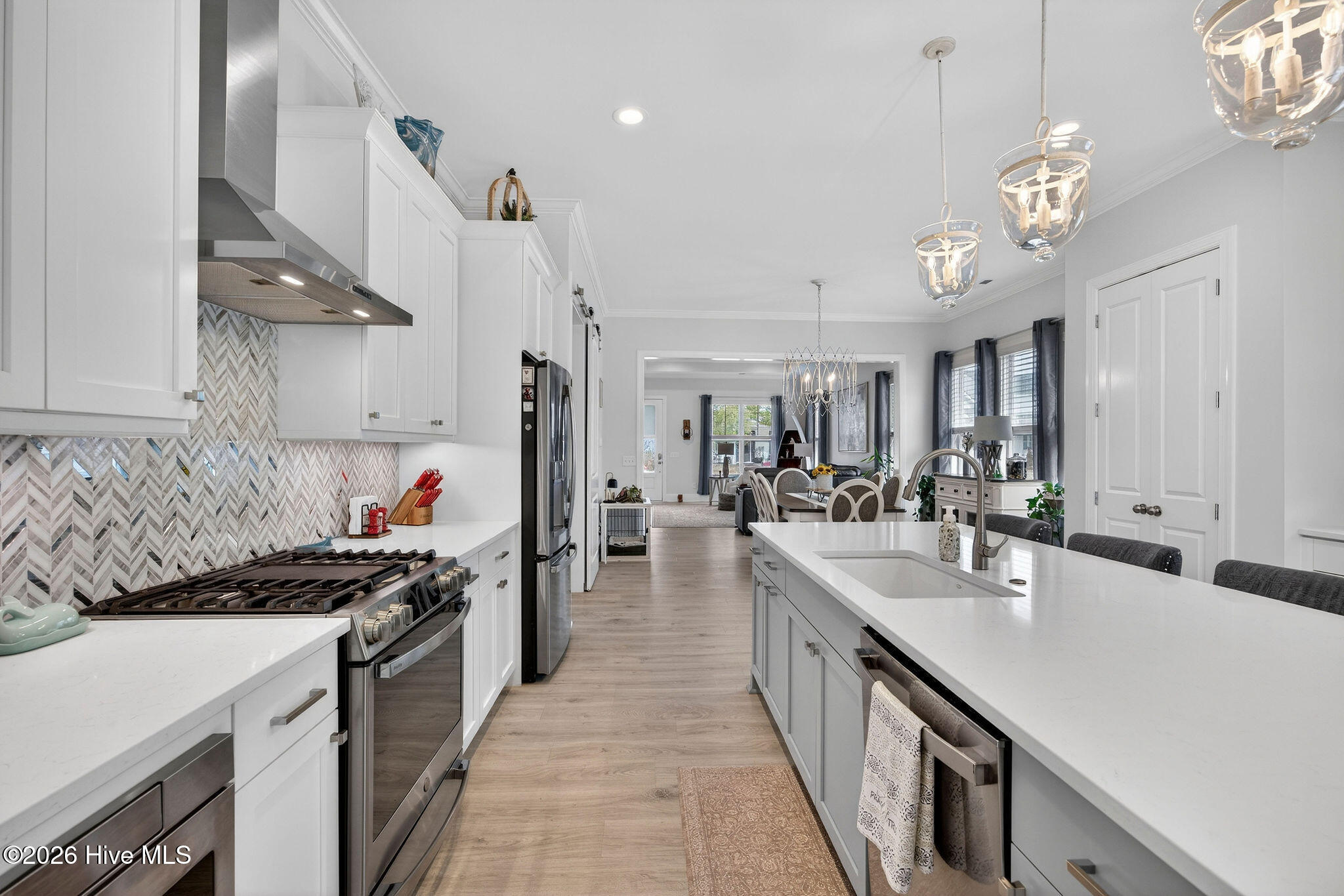 332 Cornubia Drive