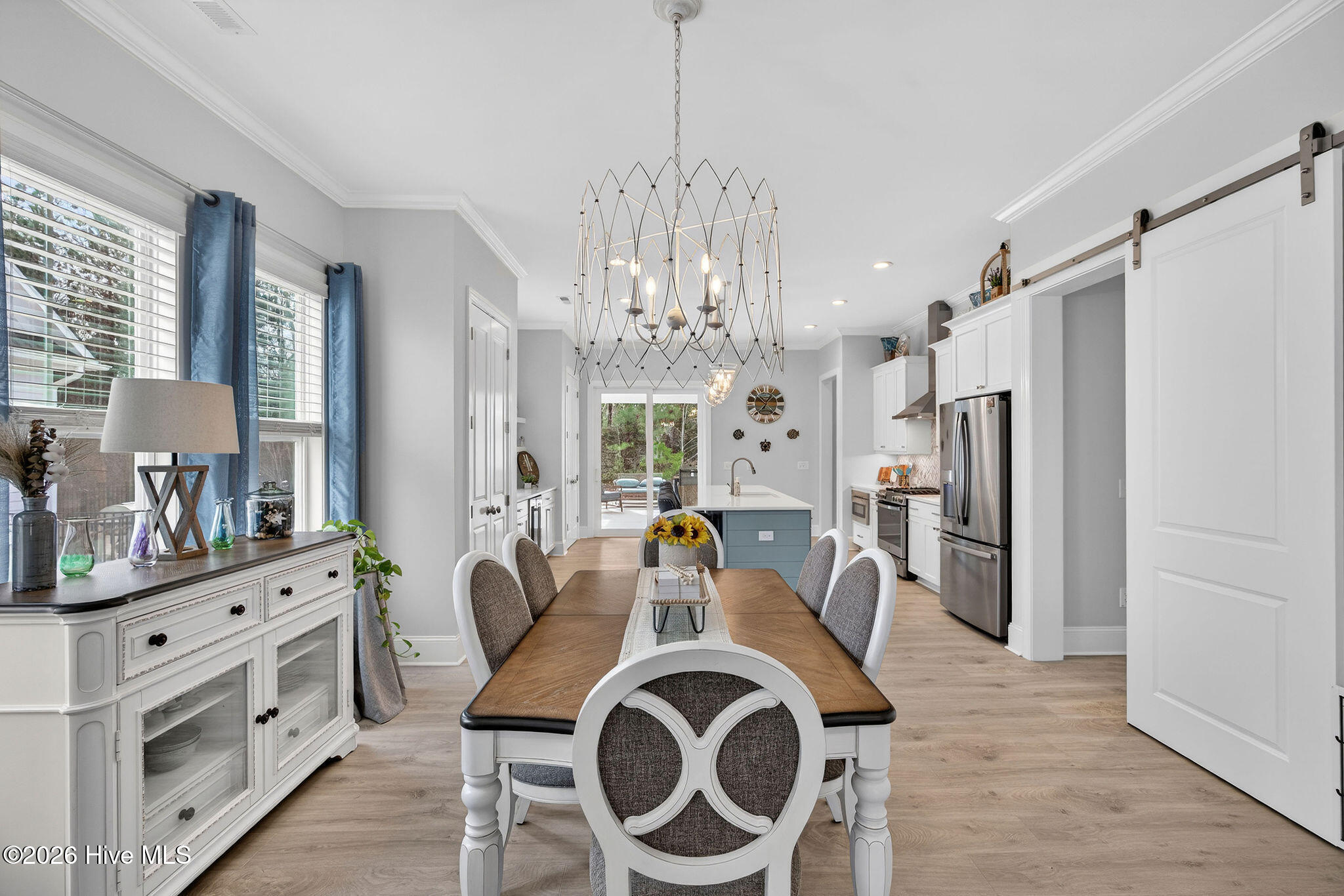 332 Cornubia Drive