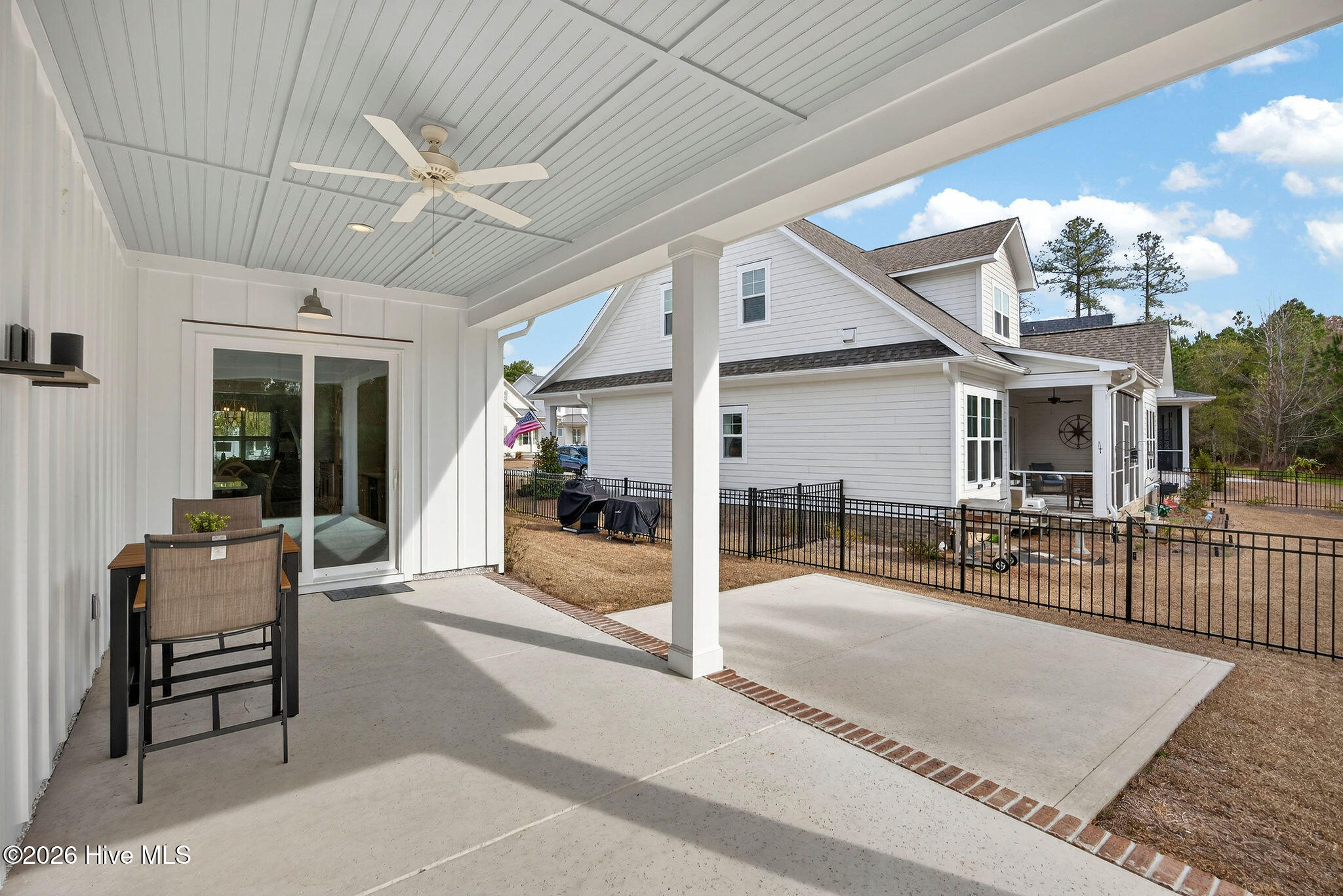 332 Cornubia Drive