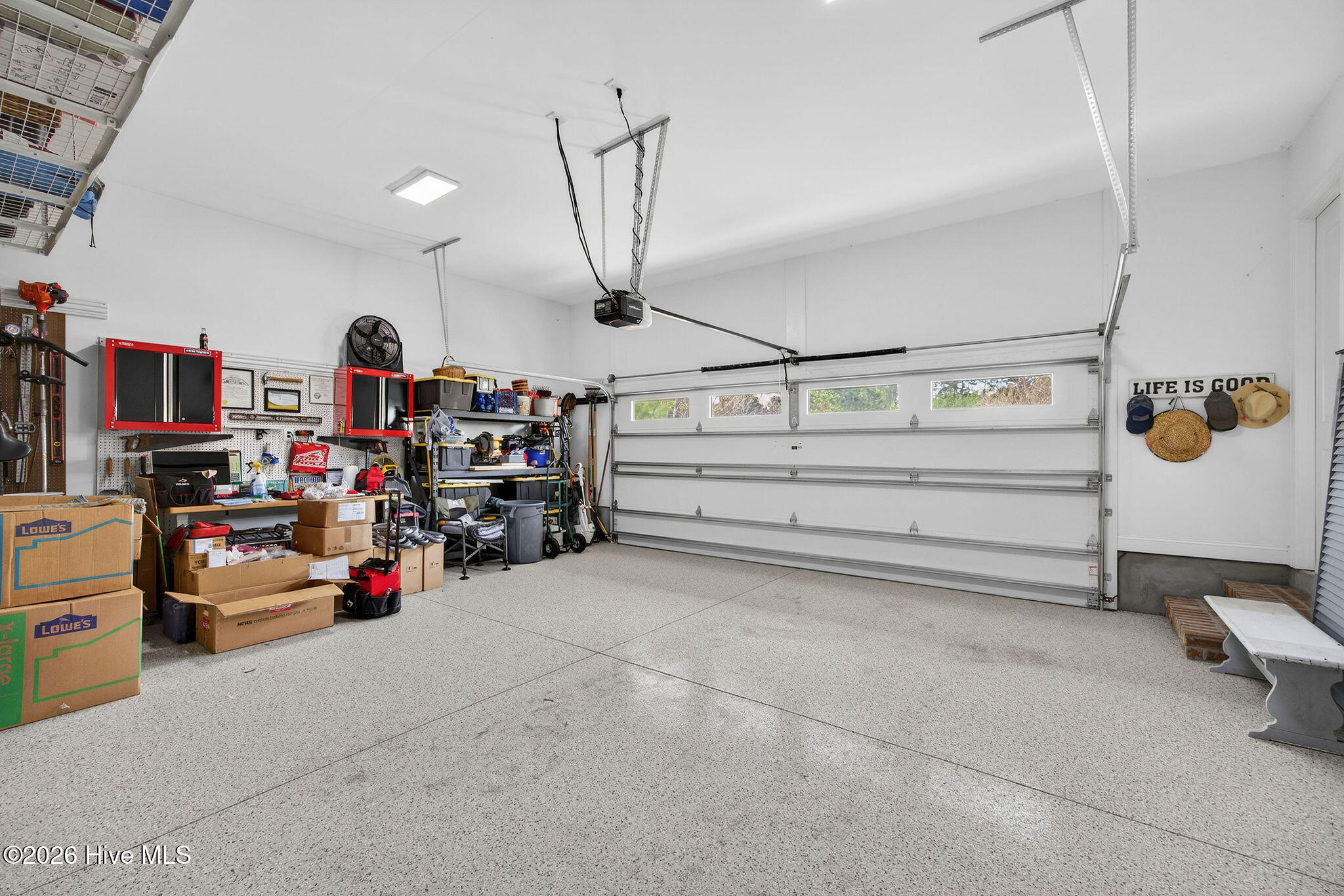 332 Cornubia Drive