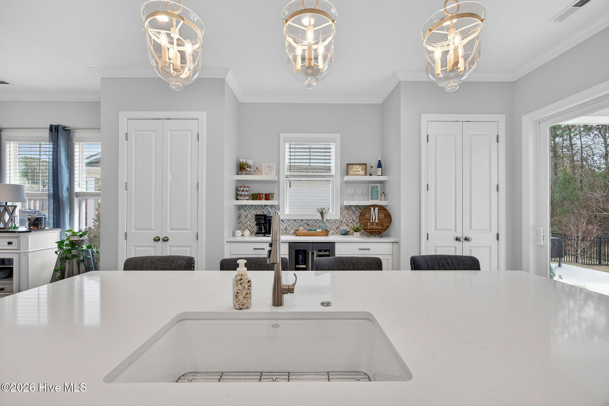 332 Cornubia Drive