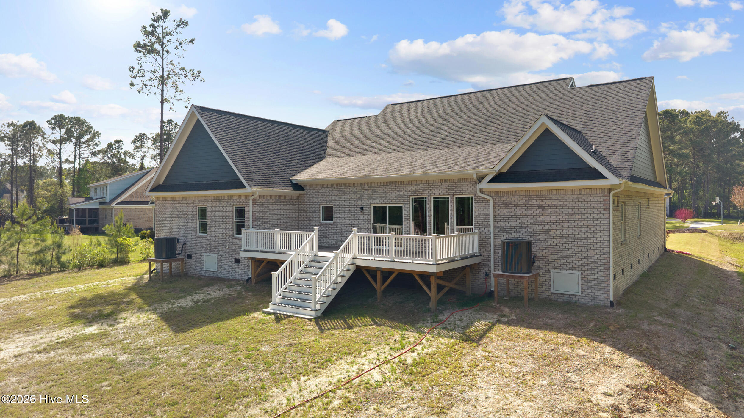 406 Compass Point