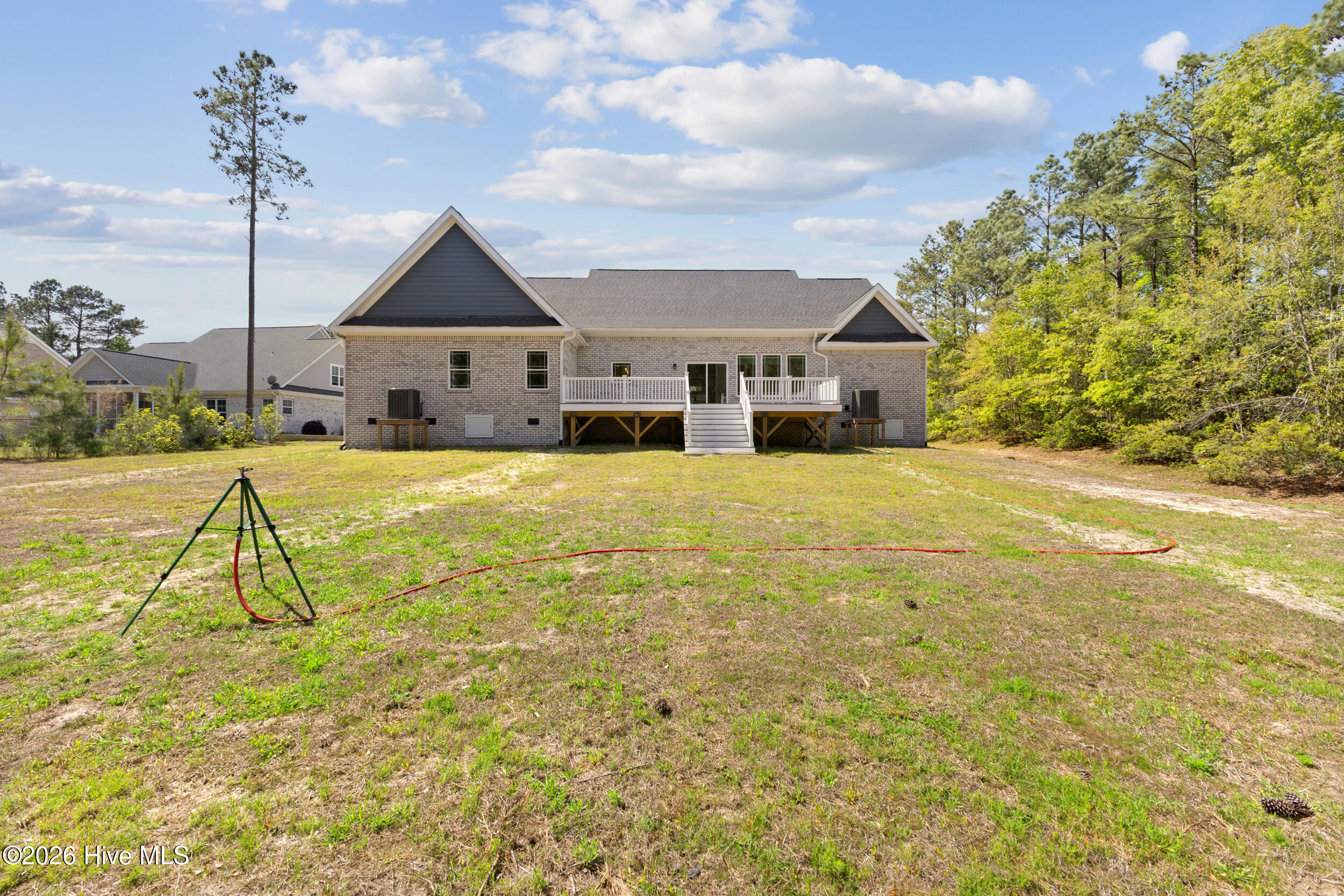 406 Compass Point