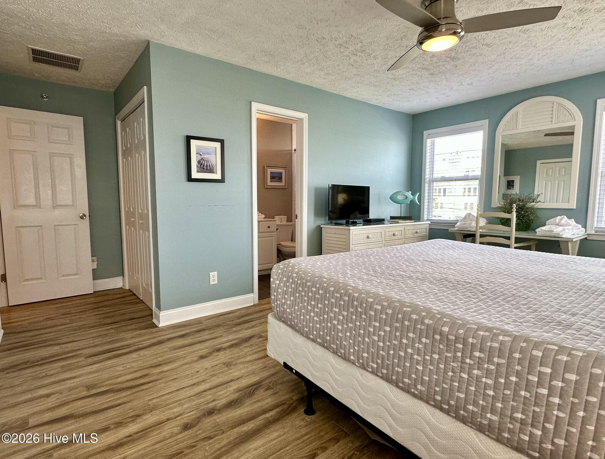 300 Carolina Beach Avenue S 102