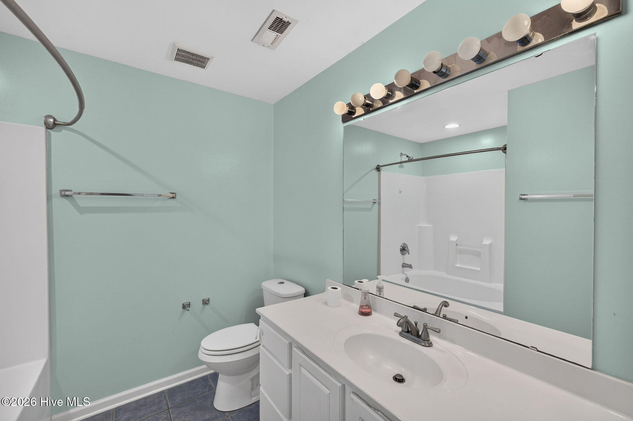 2708 Tarbert Court