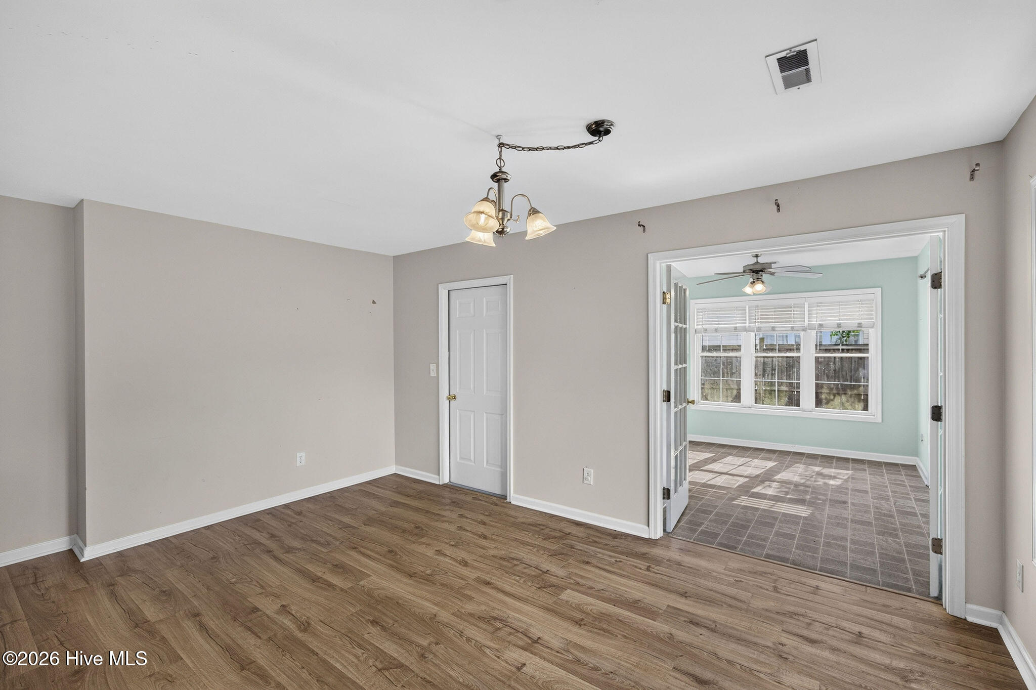 2708 Tarbert Court