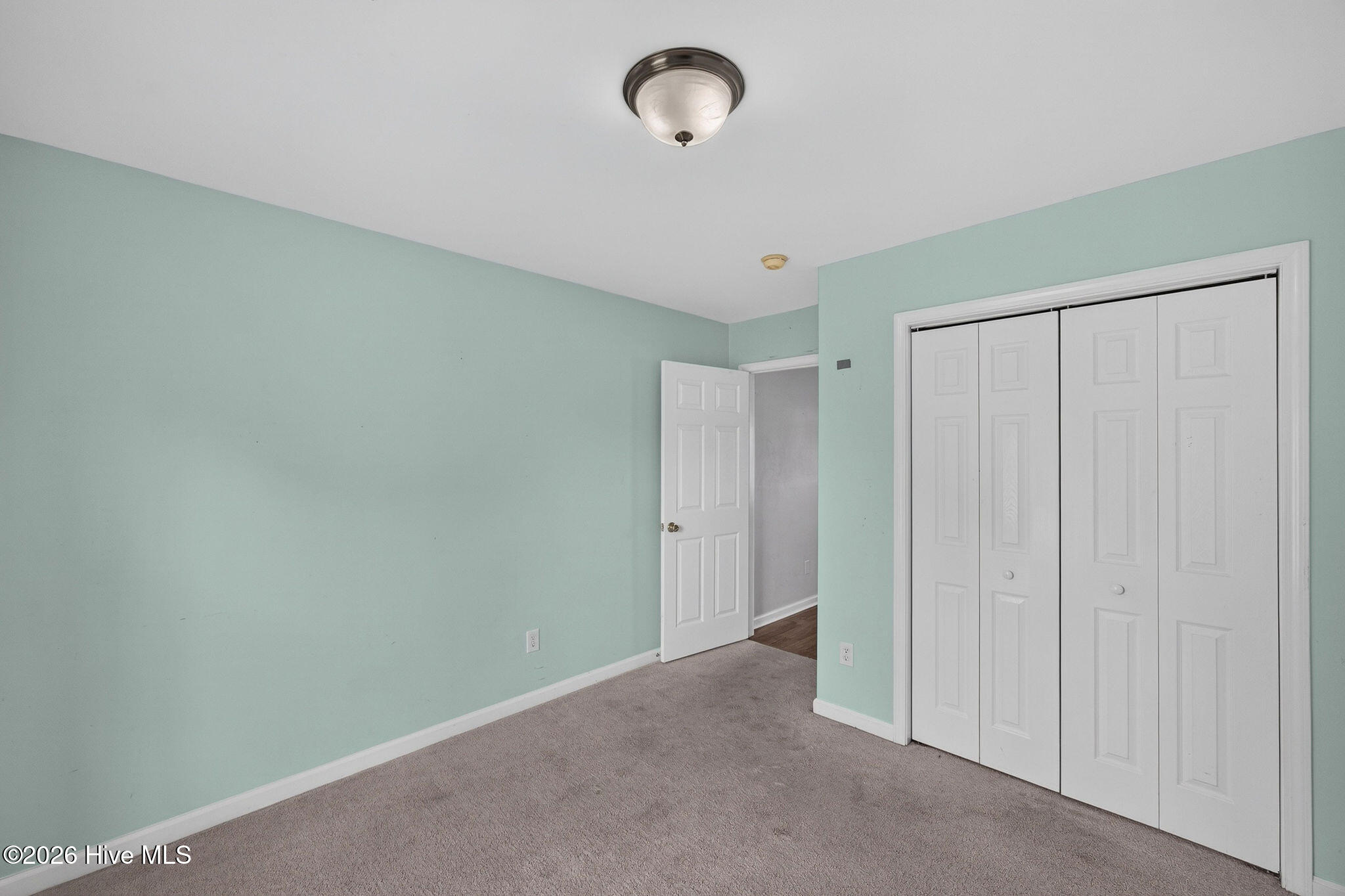 2708 Tarbert Court