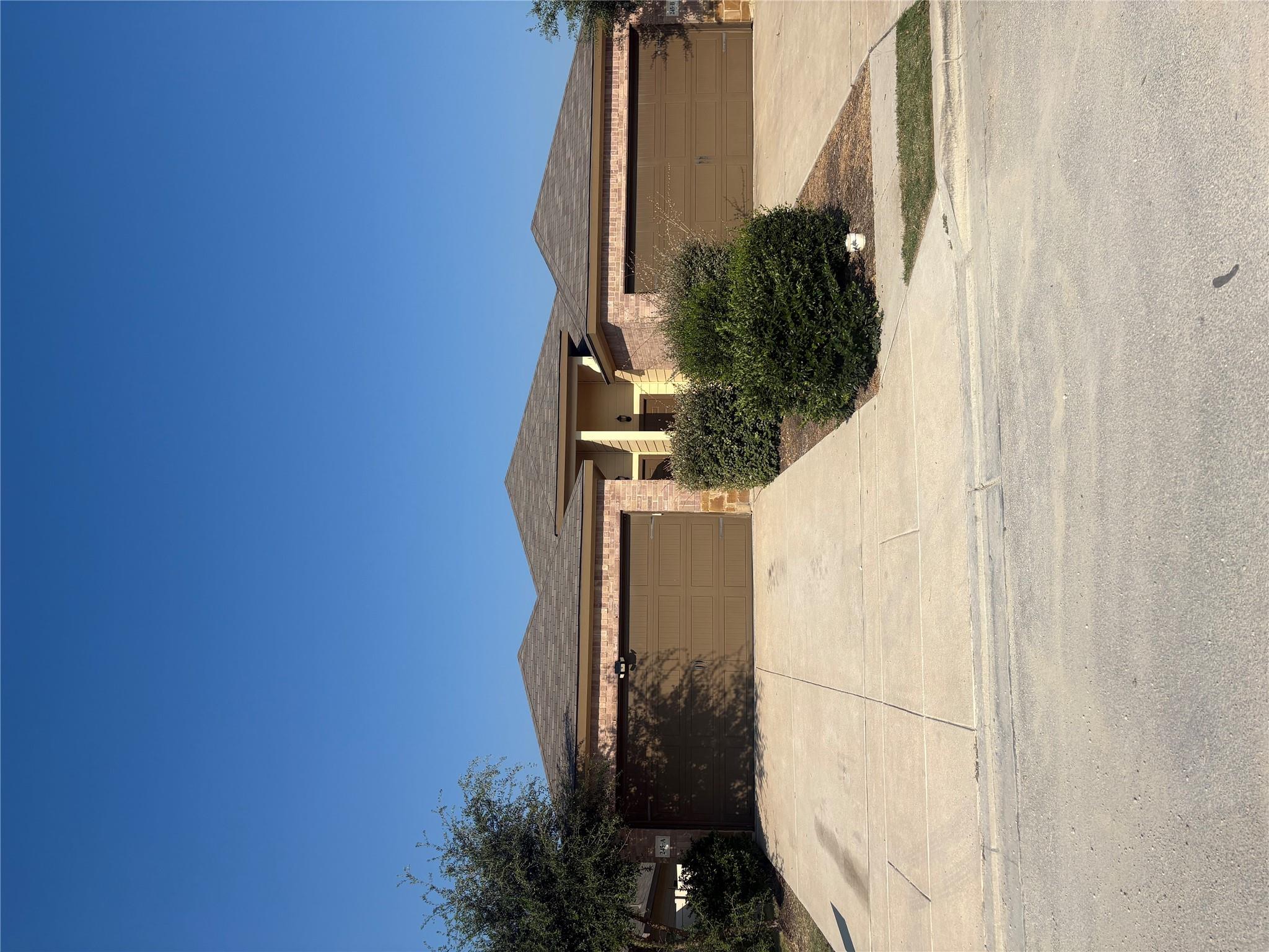 245 Joanne Loop # B Unit: A & B