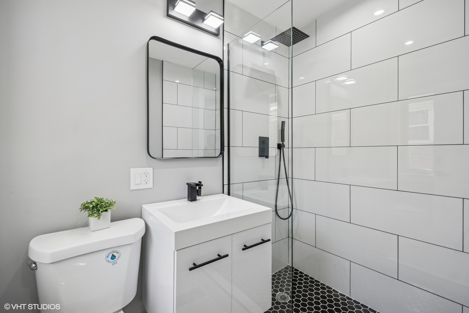 12830 S Carpenter Street S