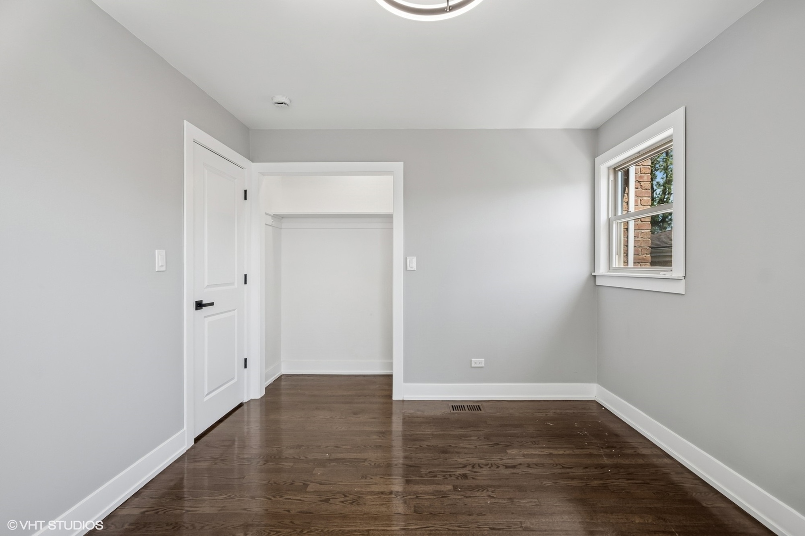 12830 S Carpenter Street S