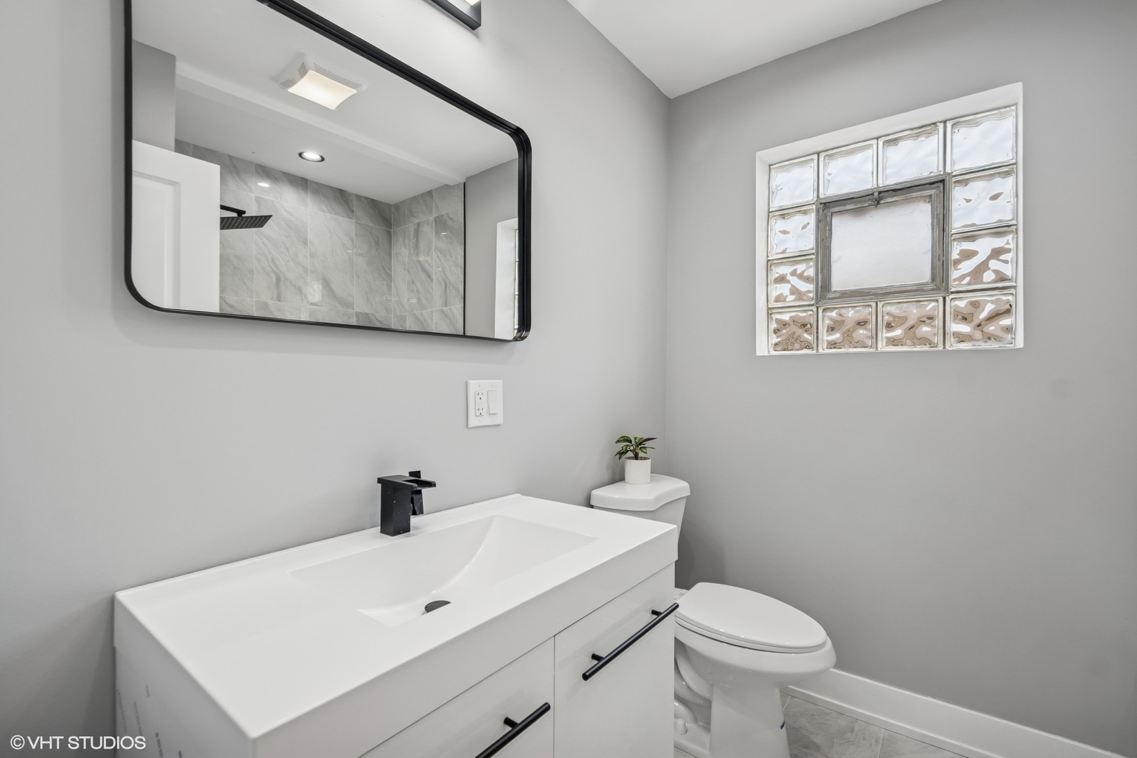 12830 S Carpenter Street S