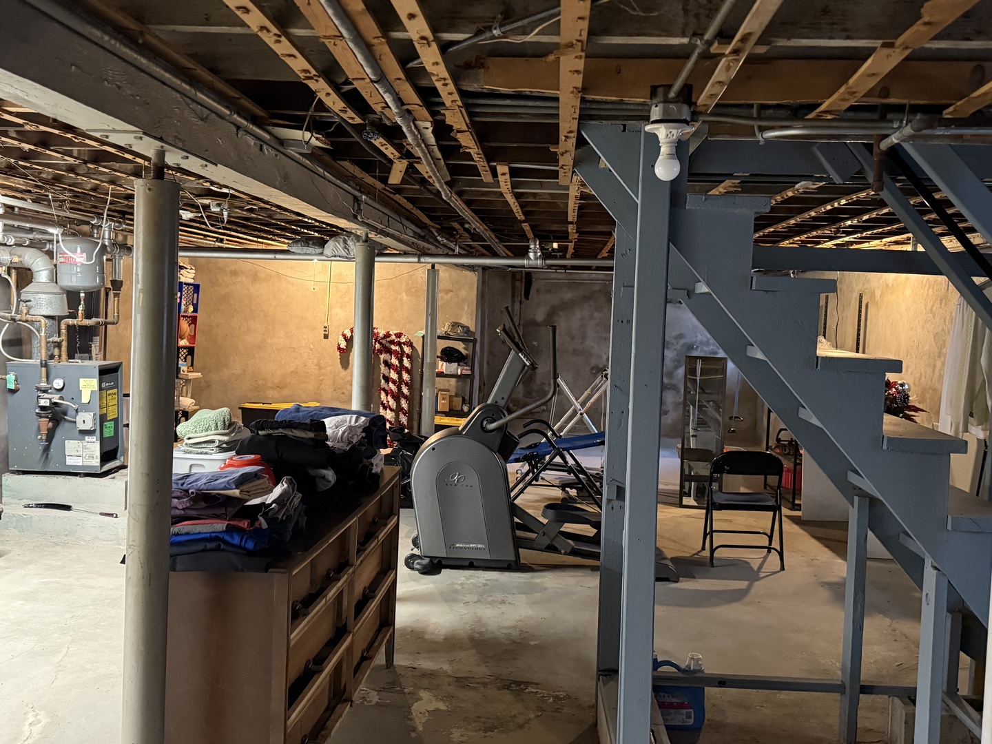 6226 S Francisco Avenue