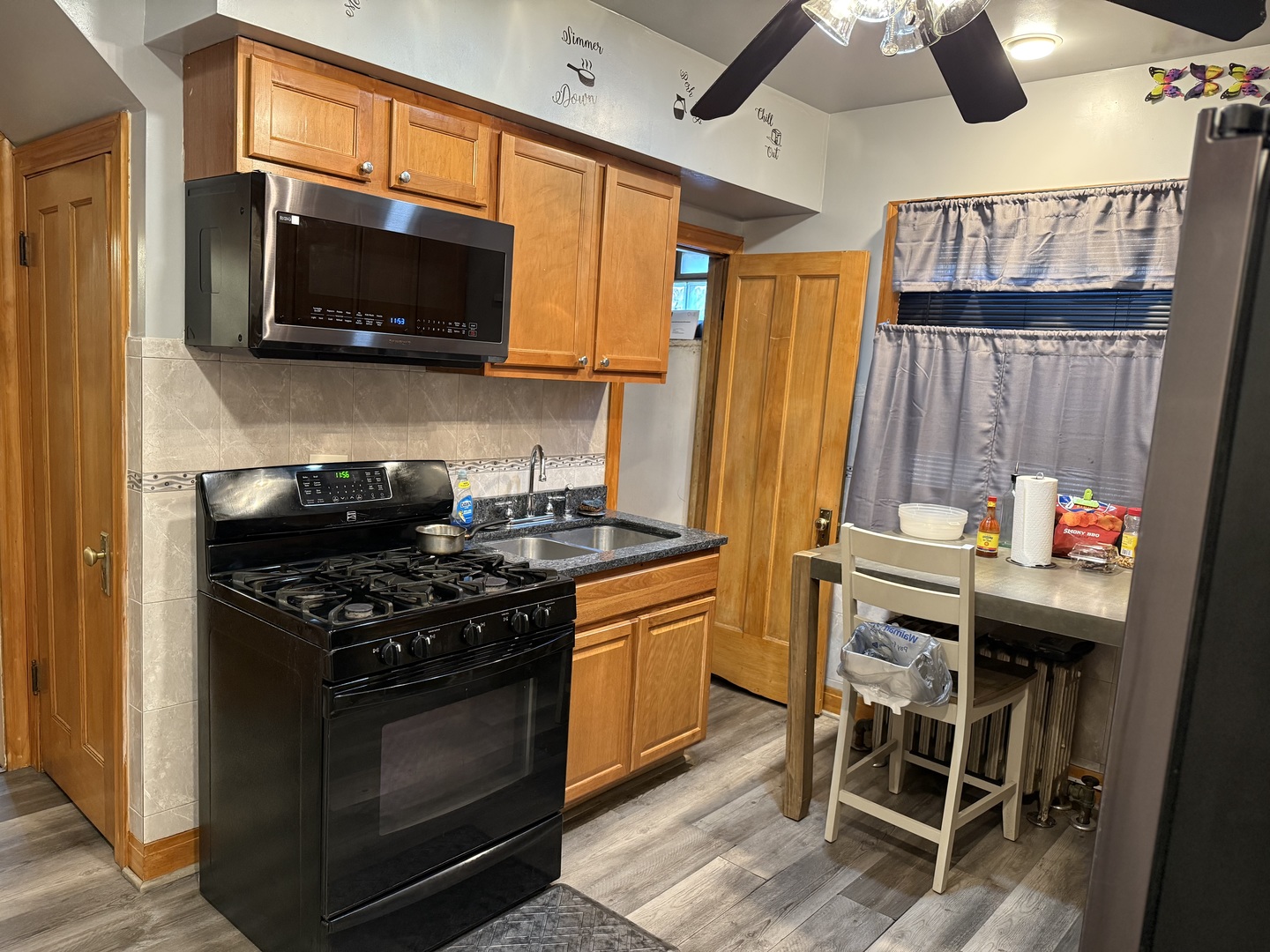 6226 S Francisco Avenue