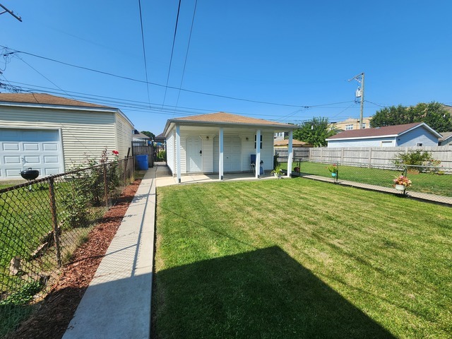 6226 S Francisco Avenue