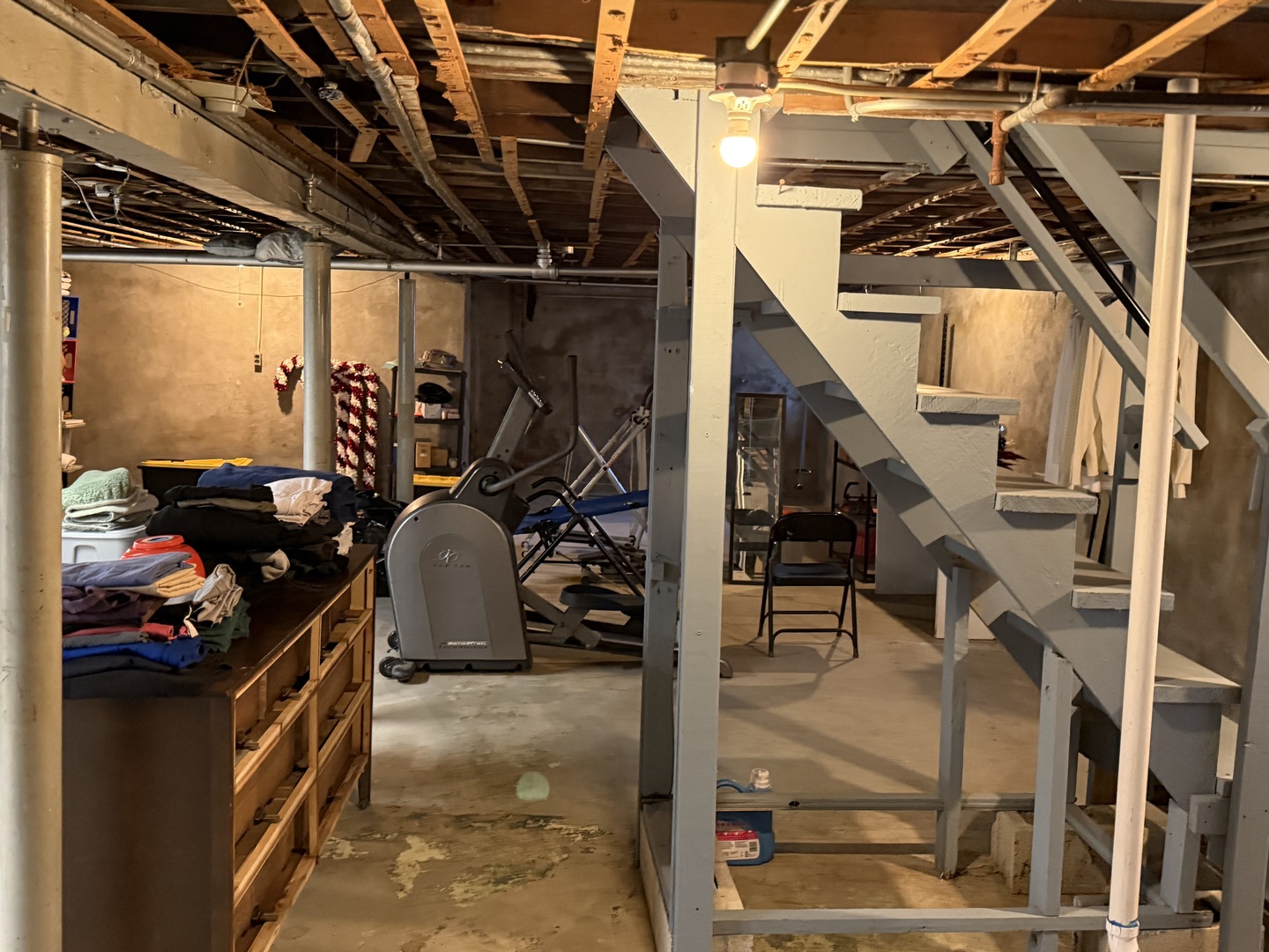 6226 S Francisco Avenue