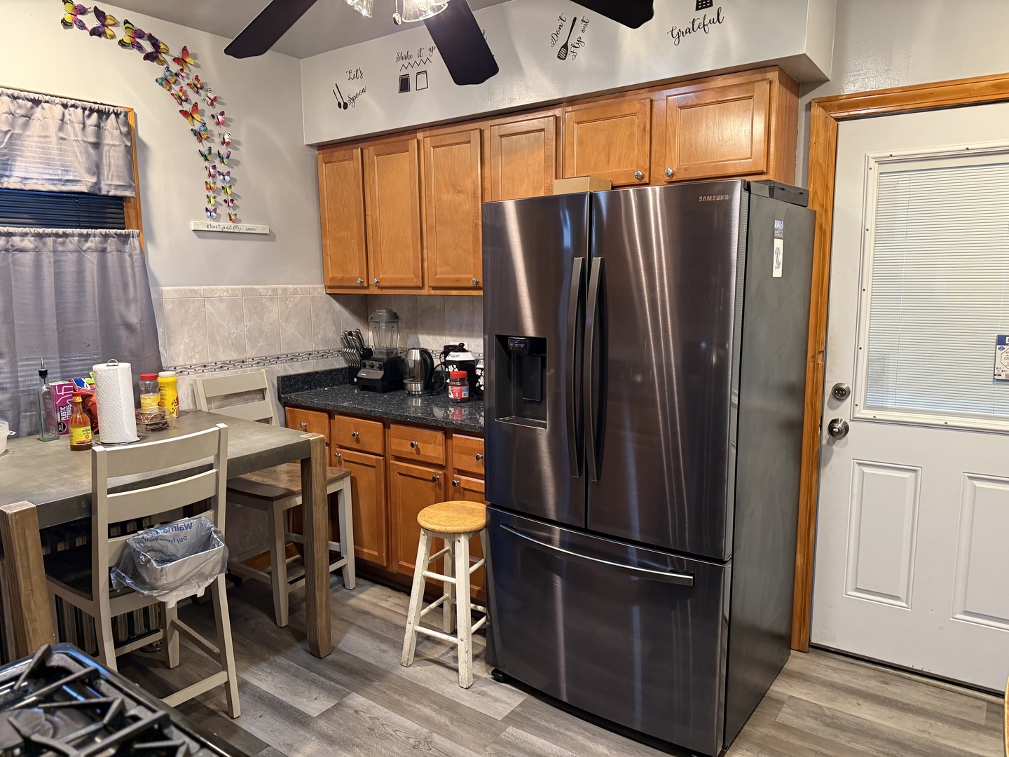 6226 S Francisco Avenue