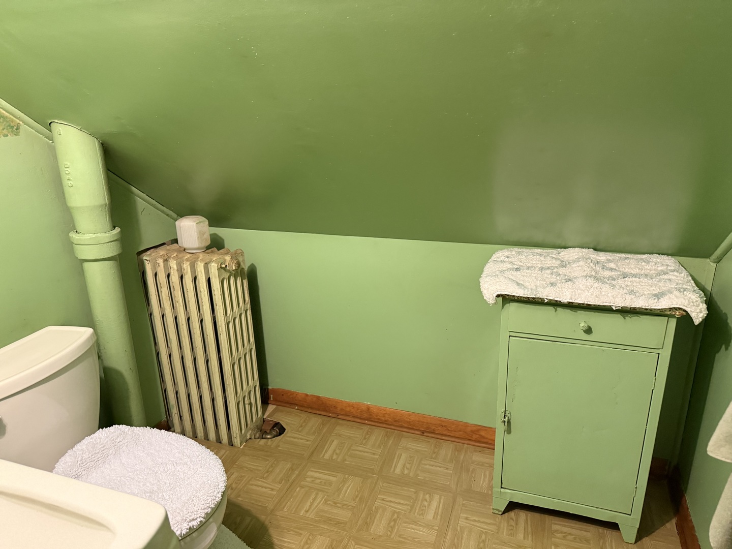 6226 S Francisco Avenue