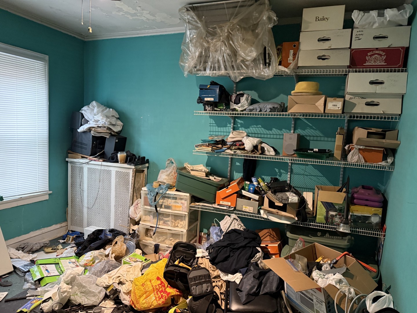 7653 S Yates Boulevard