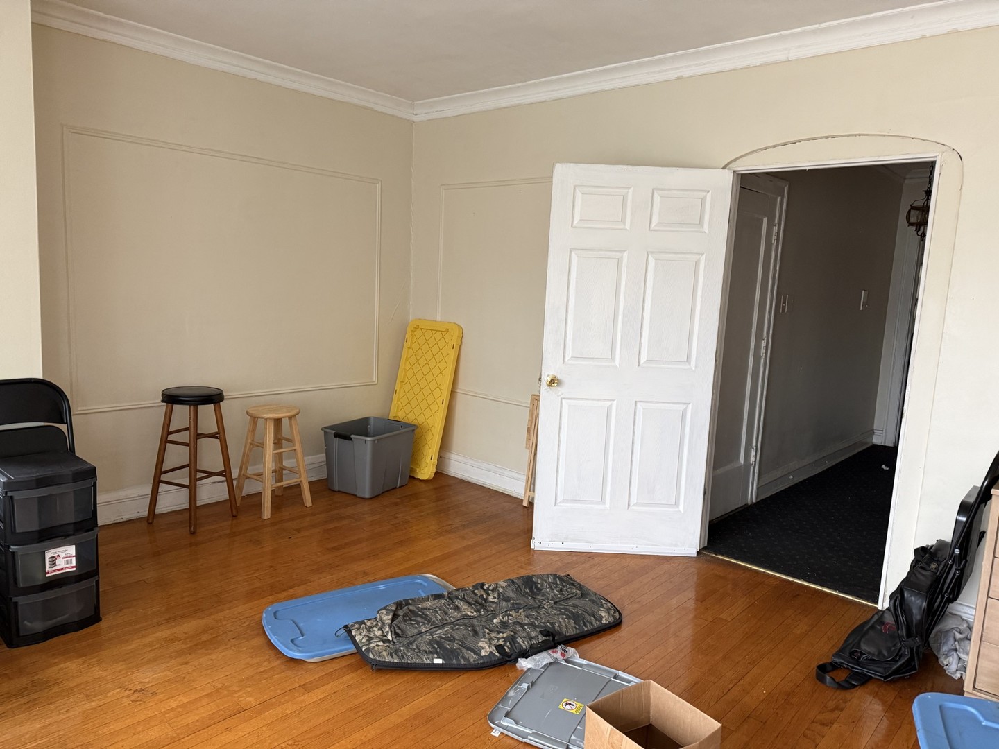 7653 S Yates Boulevard