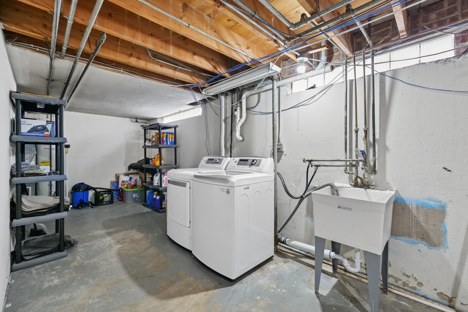 4437 W 100th Street