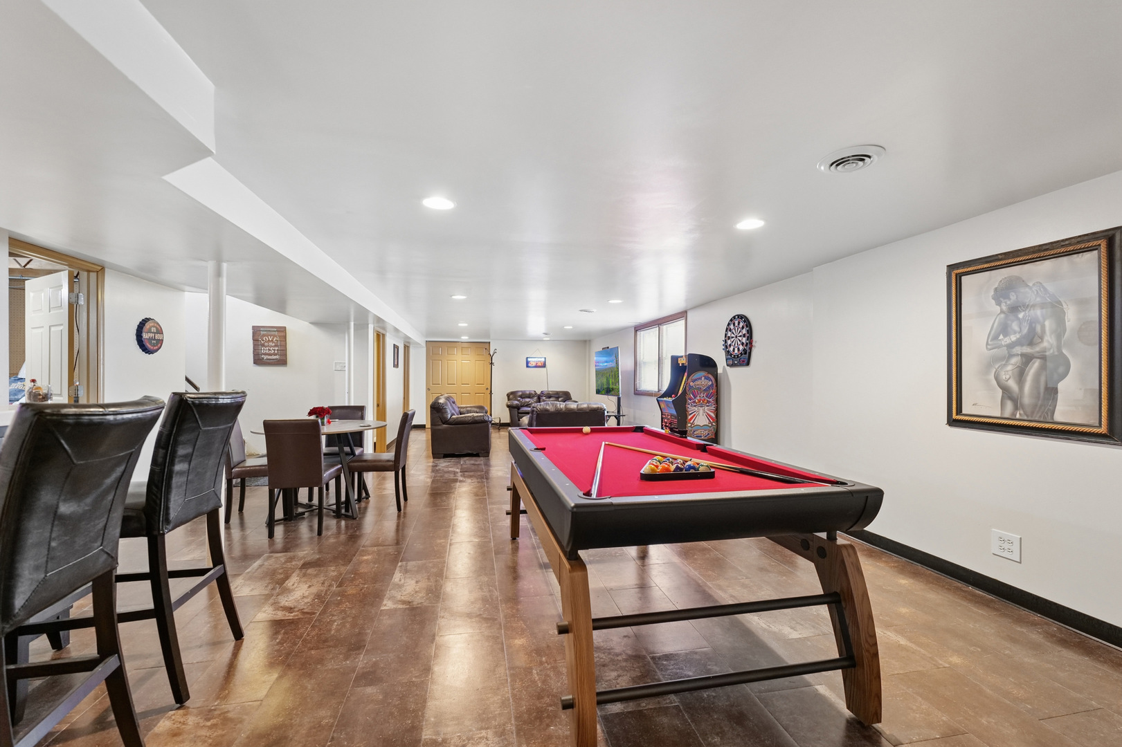 4437 W 100th Street